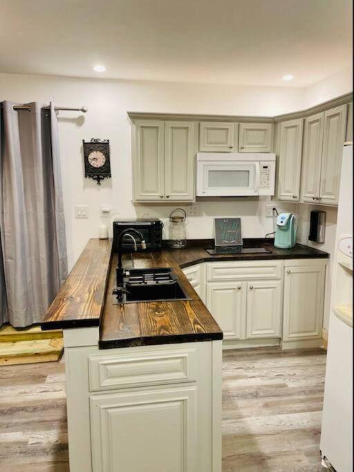 Holiday home Adorable French Style - 1 Bedroom. Fernandina Beach